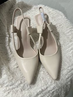 Cream Color Womens Sling Back Pointed Toe Heels
