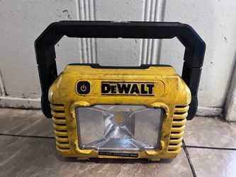 Dewalt light 12v 20v