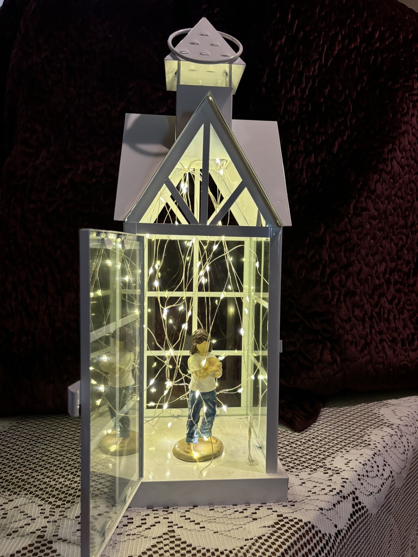 Lighted Metal 19” Decorative Display With Hinged Door