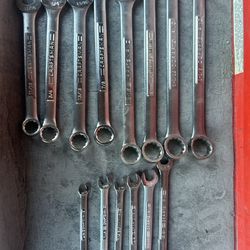 Craftsman Wrenches 1 1/8  To 11/32