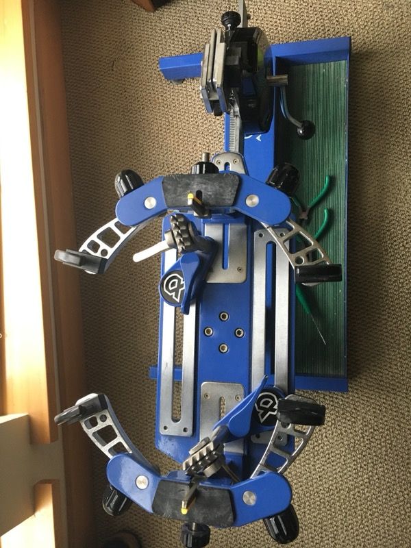Used Alpha Revo 4000 Tennis Racquet Stringer