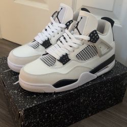 Jordan 4 Military Black 