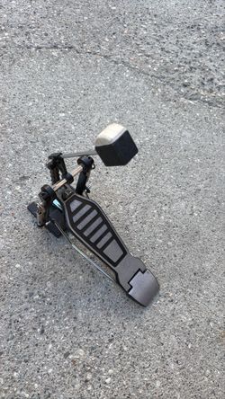 Bass drum pedal