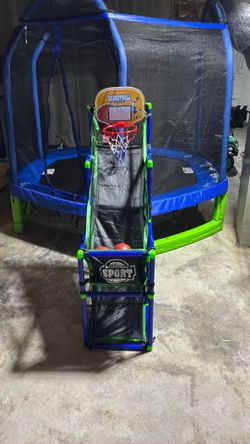 Toddler basketball hoop
