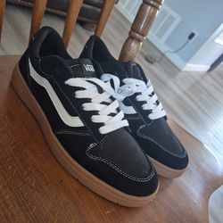 Vans: Ryland Ls Size 10