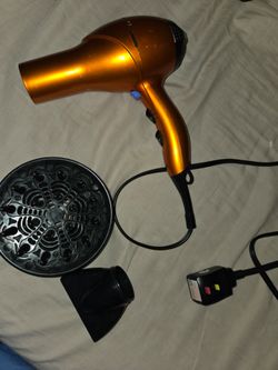 Blow dryer