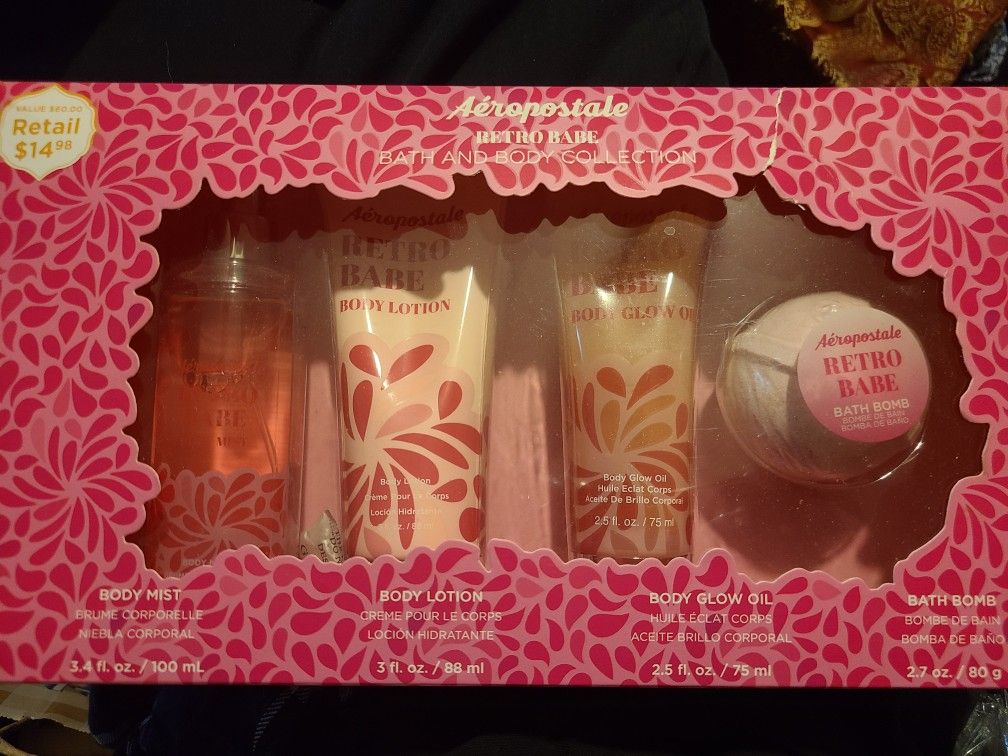 Aeropostale Gift Set