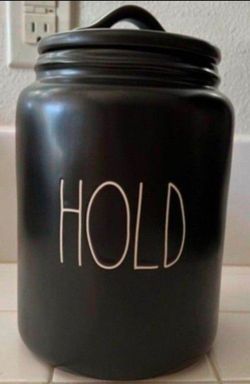 Large black jar Rae Dunn