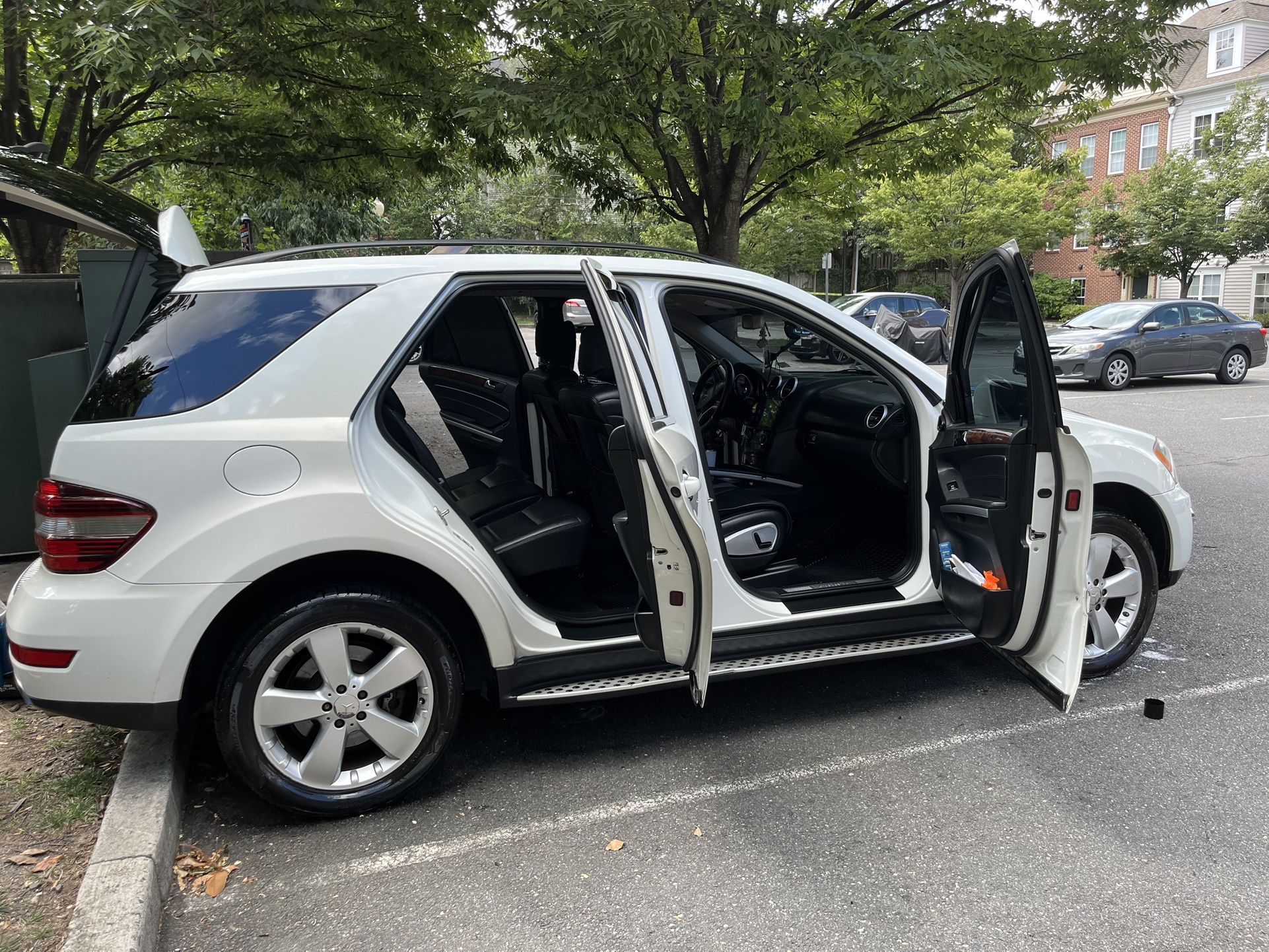 2011 Mercedes-Benz M-Class