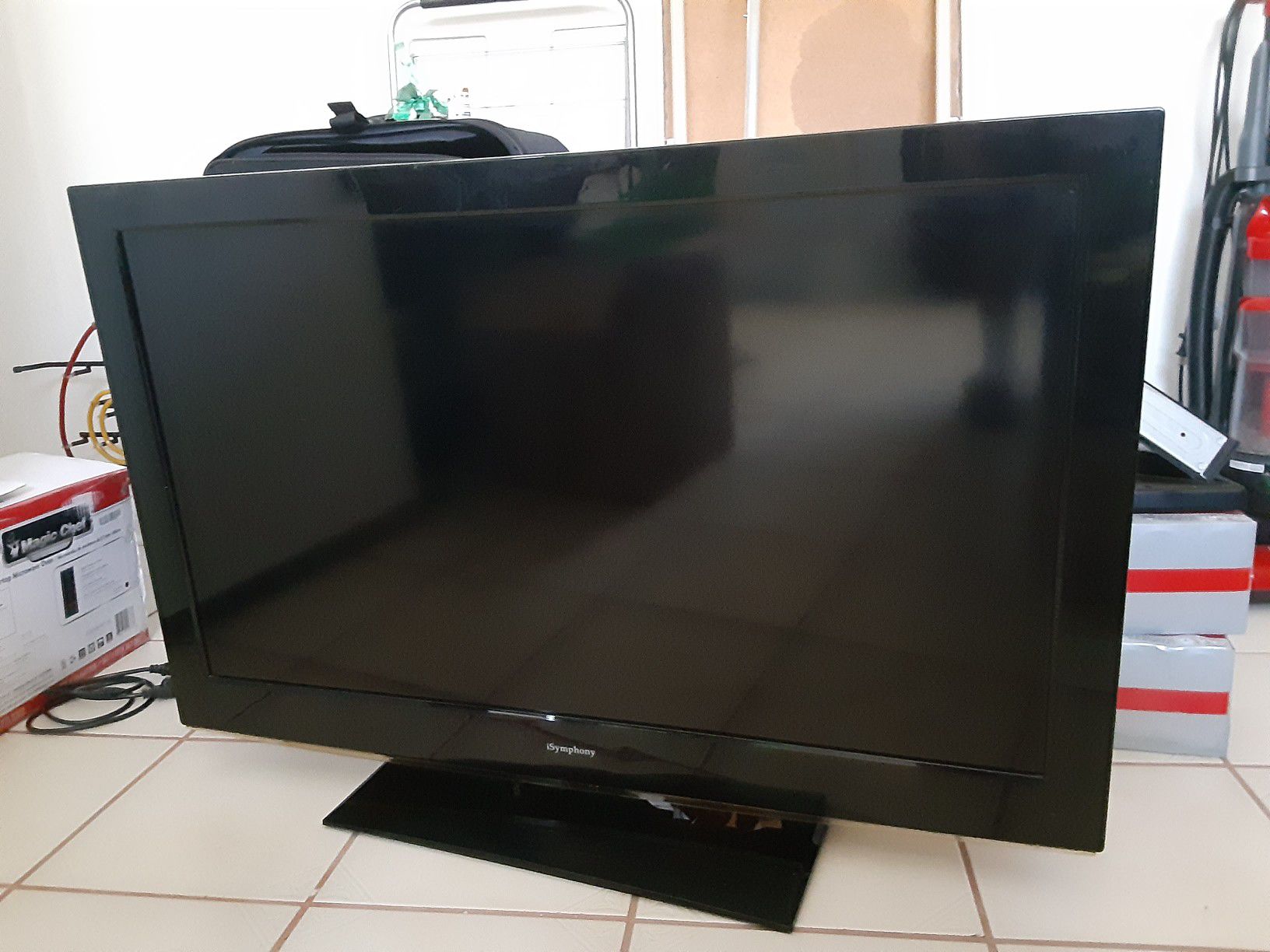 40 inch LCD TV priced to sell