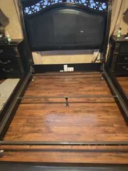 Queen bed Frame