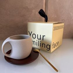 Simple ceramic water cup