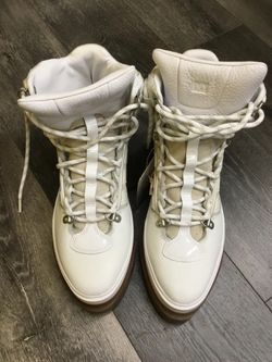 Ivy Park/Icy Park Super Sleek Booties size 8W