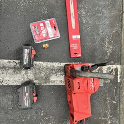 Milwaukee Chainsaw 16in 