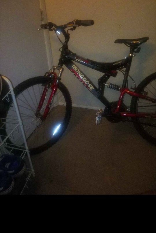 Mongoose XR 75 Bicycle