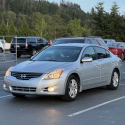 Nissan Altima 2010