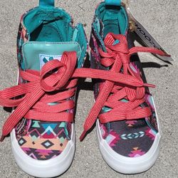 Choose Girls Size 11