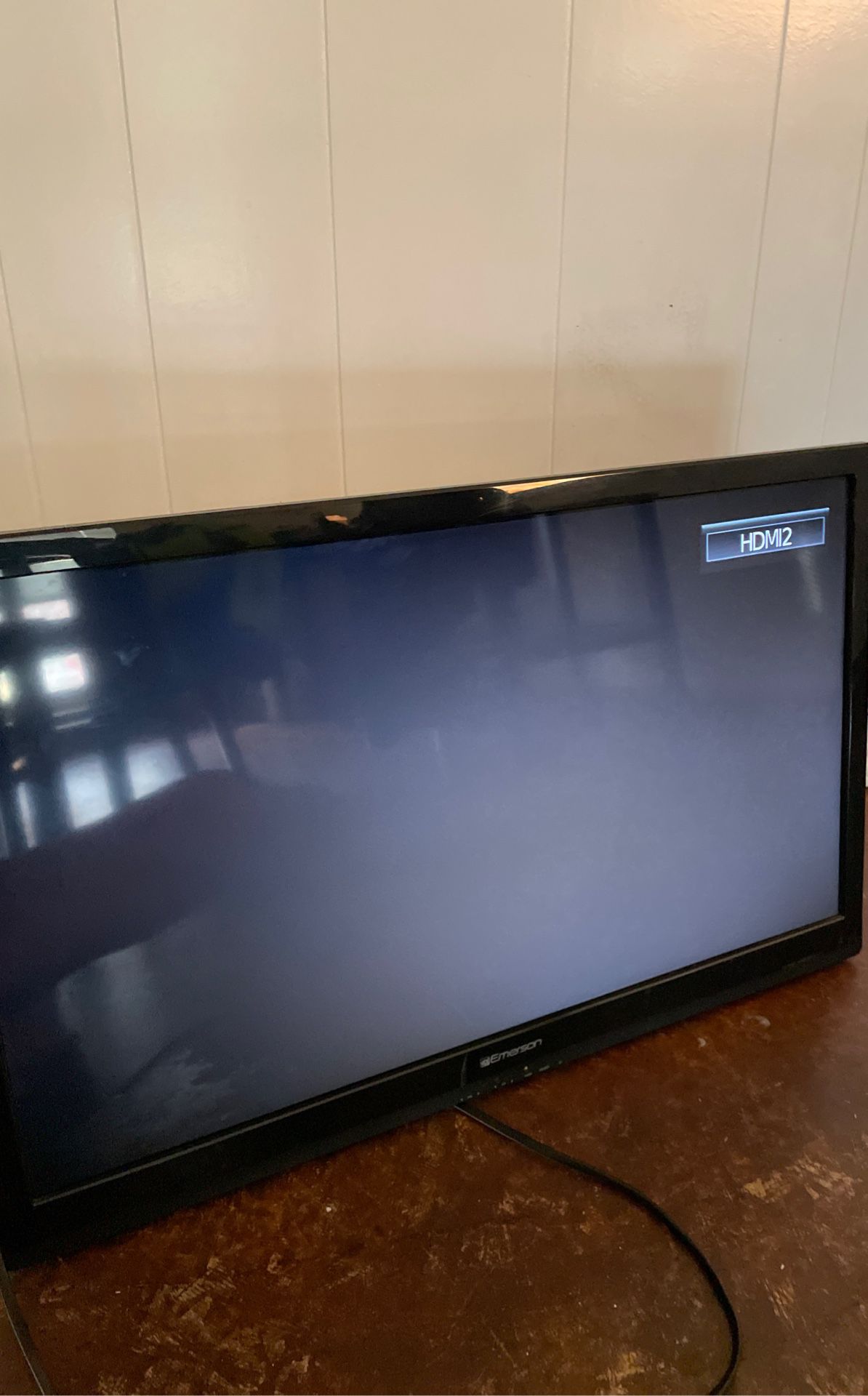 emerson tv 40 inch prices can be negotiable