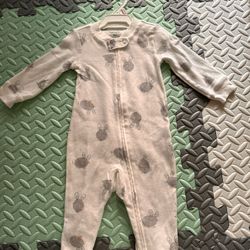 Carter‘s baby cloth