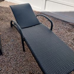 Wicker Chaise Lounge Chair