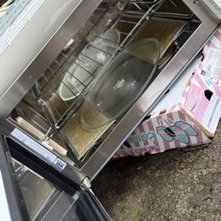 Microwave/ Oven 