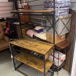 Bakers rack/rack/kitchen station/kitchen rack/work table
