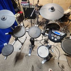 Roland TD-6V Electronic Drum Kit