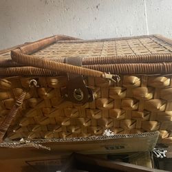 Vintage Picnic Basket