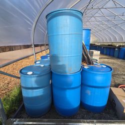 Used 55 Gallon Water Barrels 