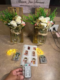 NEW in Box Mason Jars & Wooden Wall Sconces w/Flowers & Timer