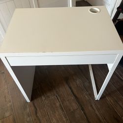 Ikea micke desk