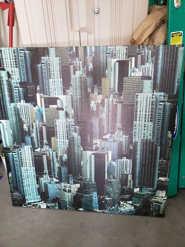 CROWDED CITY BY PETER AWAX