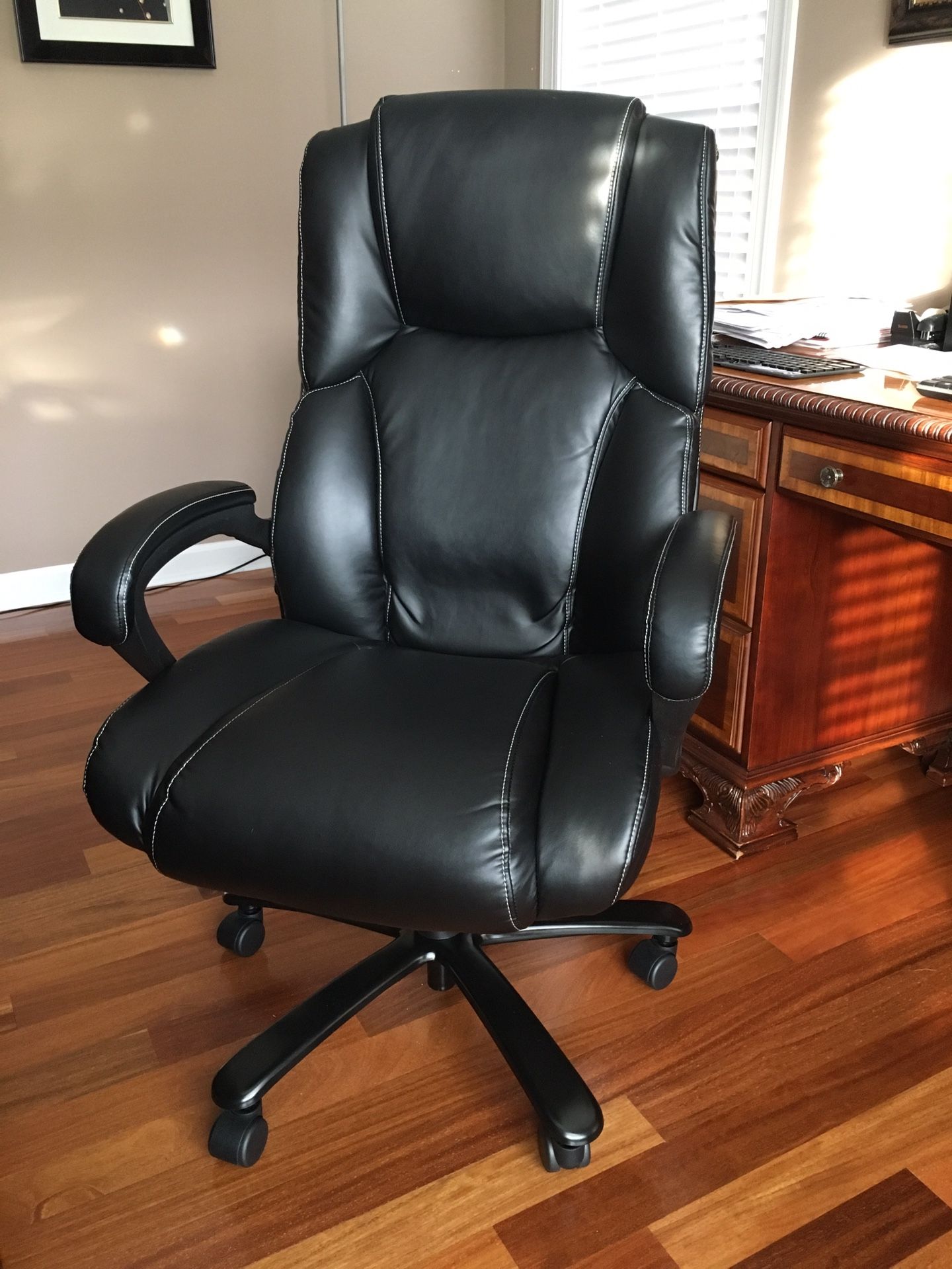 LIKE NEW! - Staples Glenvar Big & Tall leather office chairs