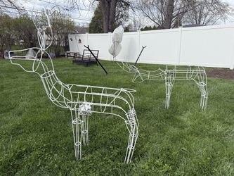 White decorative deer