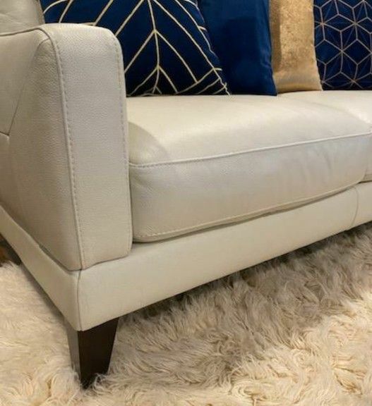 New And Used Leather Couch For In Chicago Il Offerup - Modani Monte Carlo Black Sectional Leather Sofa New And Used Leather Couch For In Chicago Il Offerup - Modani Monte Carlo Black Sectional Leather Sofa