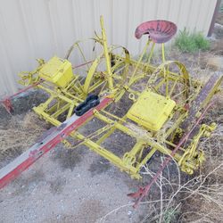 Antique Hayes Horse Drawn Farm Crop Planter Yard Art