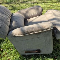 Lazy Boy Rocker/Recliner Sofa Chair