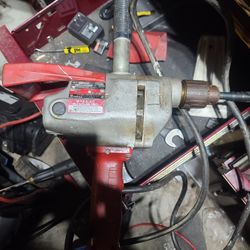 Milwaukee Heavy Duty 1/2 Drill