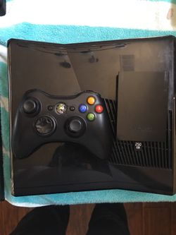 Xbox 360 with 250 gig hard drive and wireless controller