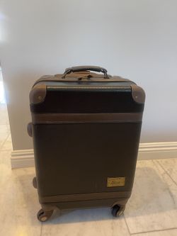 Carry On Suits Case Roller Board