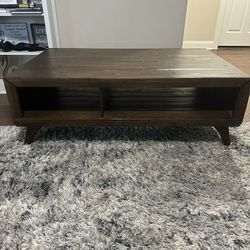 Long Valley Brown Cocktail Table 