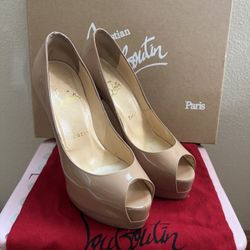 Christian Louboutin Palais Royal 140 Patent Woman’s High Heels 👠 