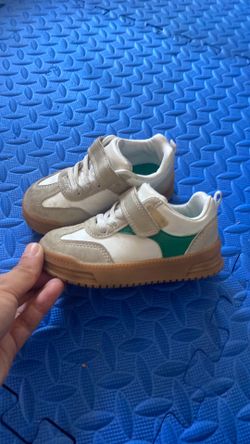 Toddler Shoes 7C