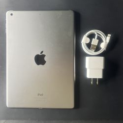 iPad Mini Air Space Grey In Mint Condition 