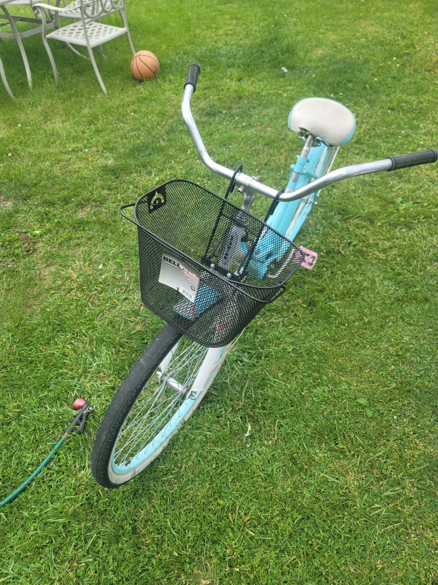 Schwinn Cruise Bike (Pedal Brakes) very good