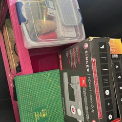 Heavy Duty, Singer, Sewing, Machine And Supplies