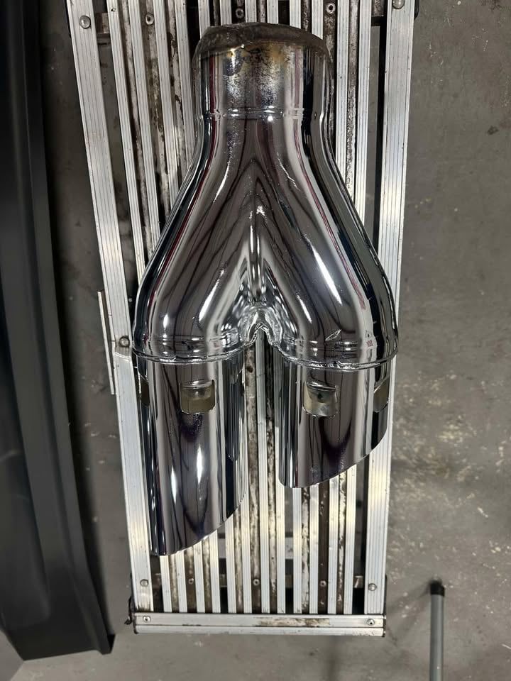 Brand New Ford F350 Exhaust Tip