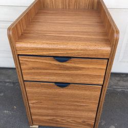 File Cabinet Wood Grain Very Clean Like New Condition