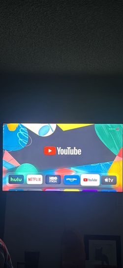TLC 4K UHD QLED 55”