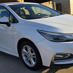 2017 Chevy Cruze Lt 